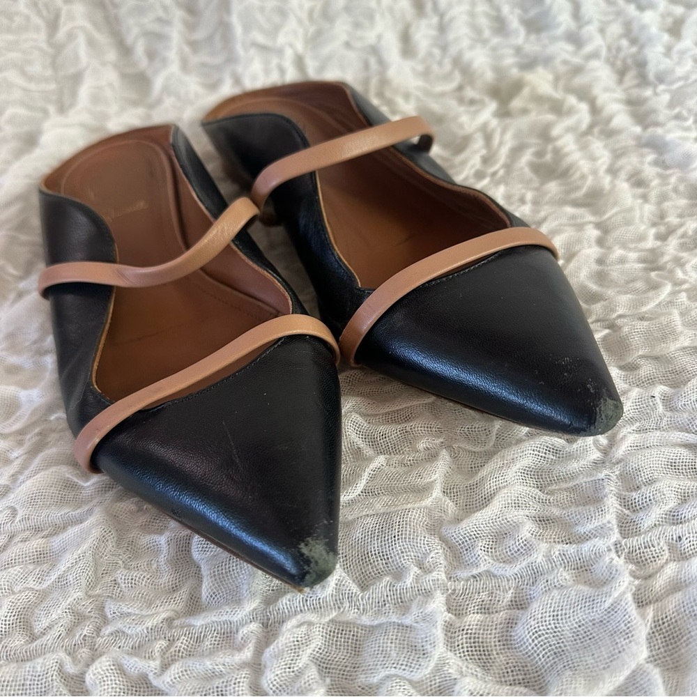 Malone Souliers Maureen Flats 6.5 Black Tan Double Strap Pointed - Picture 3 of 12